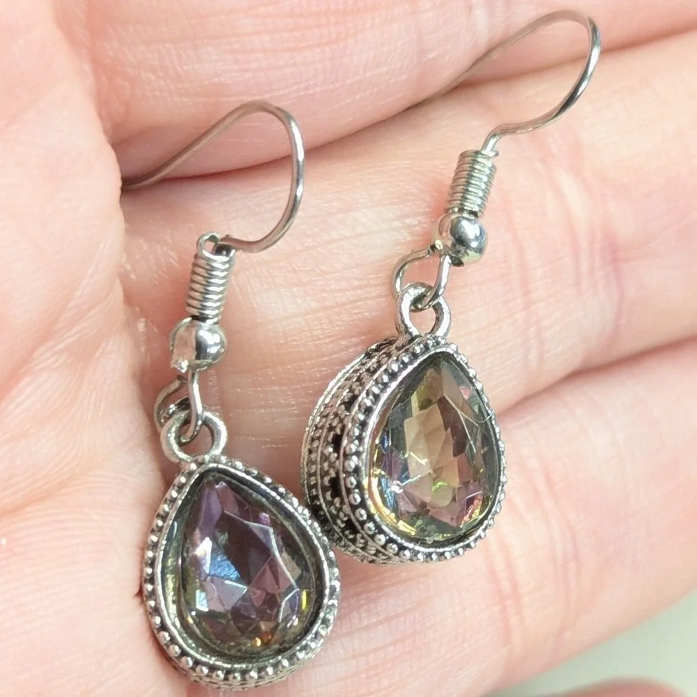 Teardrop Dangle Earrings Silver Tone Iridescent Boho Filigree Tear Drop Mystical